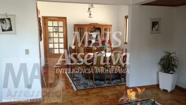 Excelente casa para venda bairro Boa Vista em Novo Hamburgo/RS. 