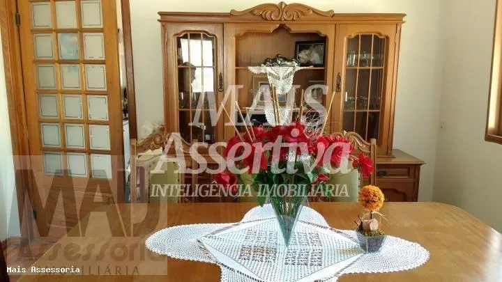 Excelente casa para venda bairro Boa Vista em Novo Hamburgo/RS. 
