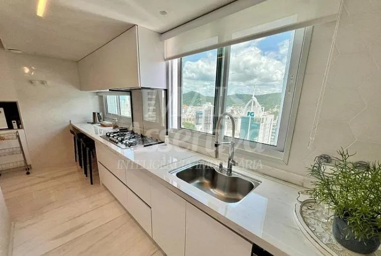 Cobertura de Luxo mobiliada em Balneário Camboriú - Frente mar