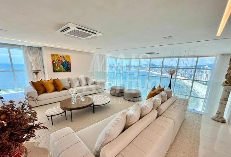 Cobertura de Luxo mobiliada em Balneário Camboriú - Frente mar