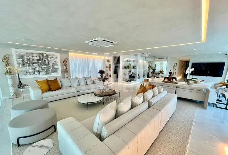 Cobertura de Luxo mobiliada em Balneário Camboriú - Frente mar
