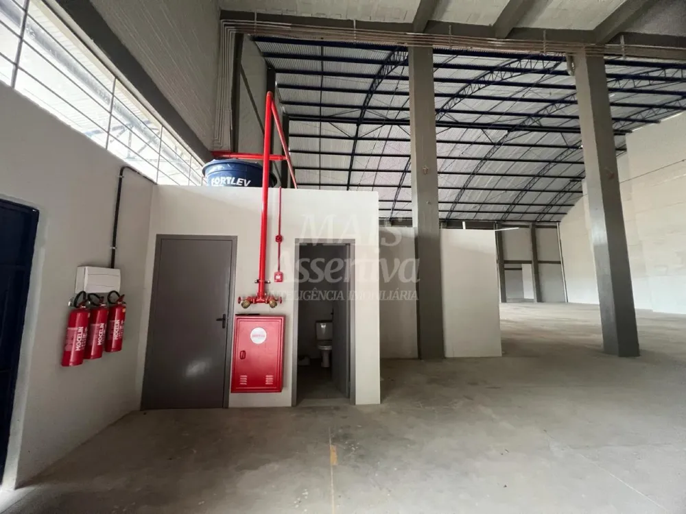 Pavilhão para locação, bairro Rondônia em Novo Hamburgo/RS. - 219,95m²