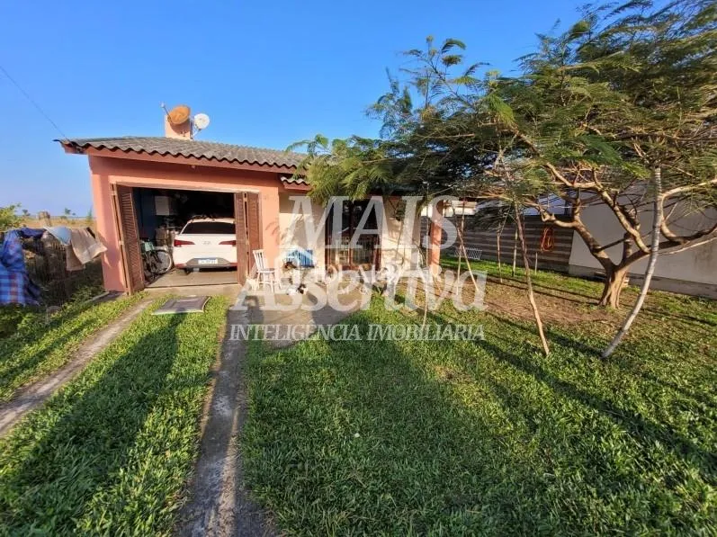 Casa semi mobiliada para venda Balneário São Jorge em Arroio do Sal/RS.