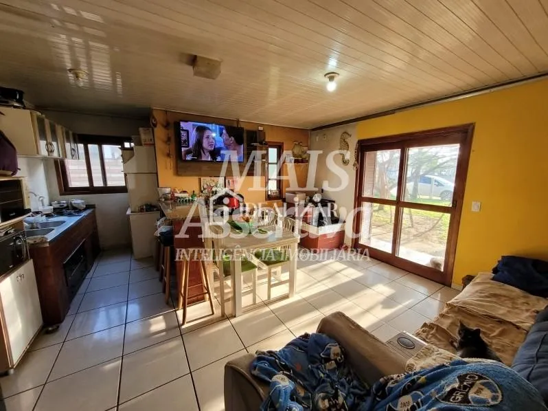 Casa semi mobiliada para venda Balneário São Jorge em Arroio do Sal/RS.