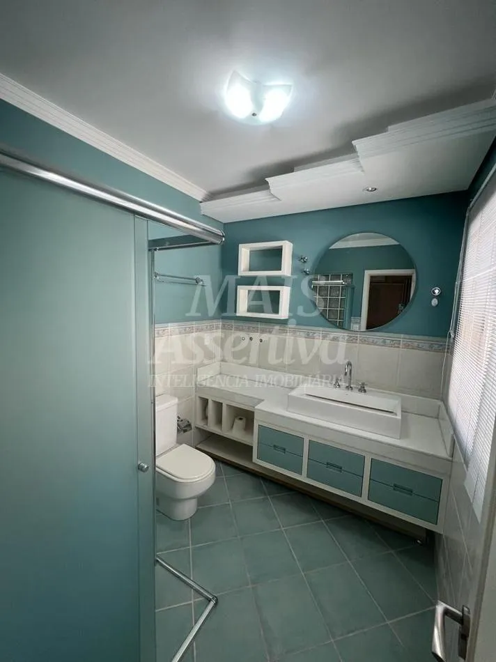 Cobertura duplex mobiliada para venda em Garibaldi Bairro Centro