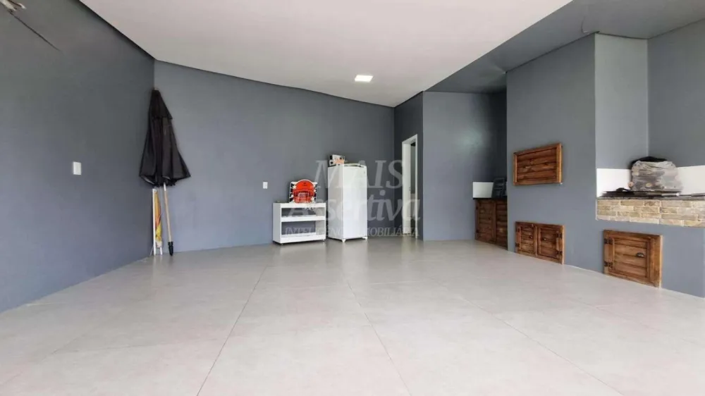Casa com piscina  para venda em Campo Bom Bairro Imigrante