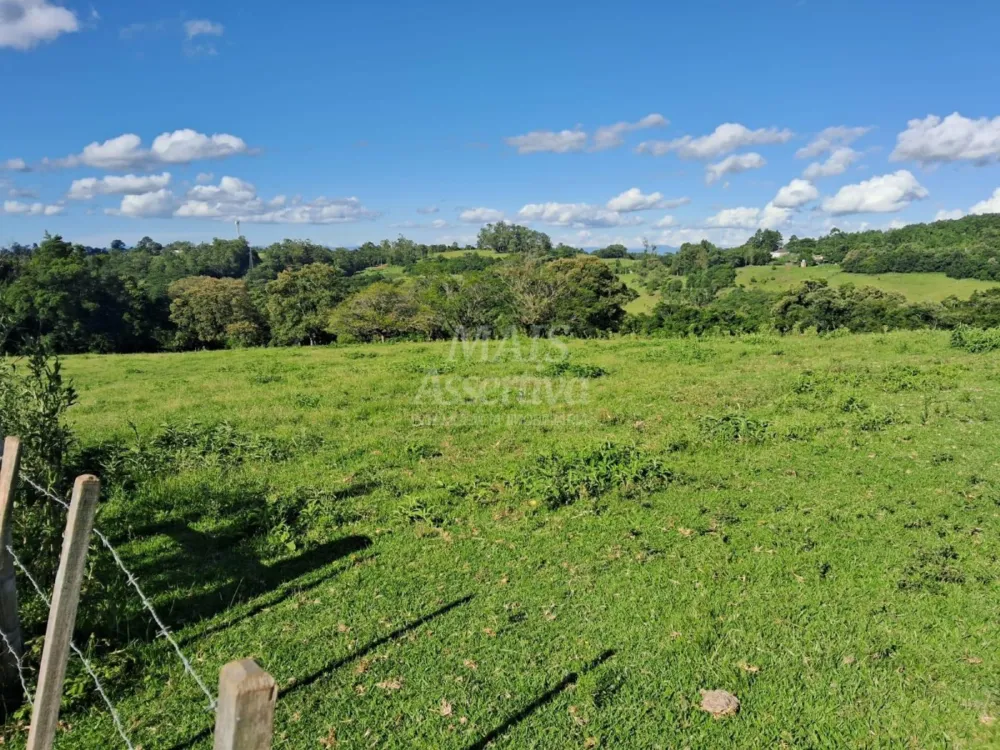 Área de Terras à venda, localizada em Taquara, ótima para plantação ou criação