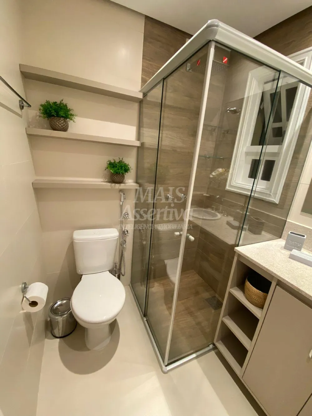 Apartamento mobiliado à venda na Serra Gaúcha, no município de Gramado/RS 