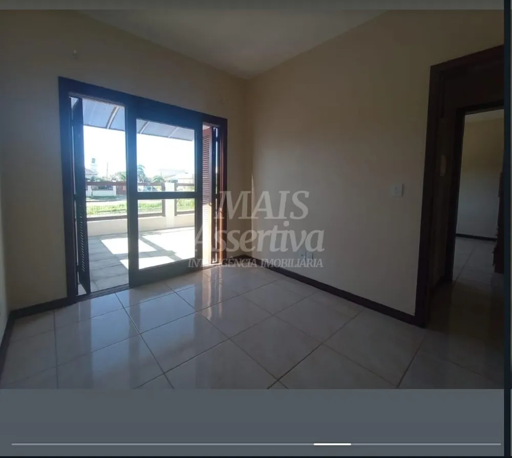 Ótima casa semi mobiliada à venda em Imbé/RS - 3 dormitórios