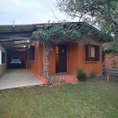 Ótima casa à venda em Arroio do Sal - Mobiliada, 3 dormitórios