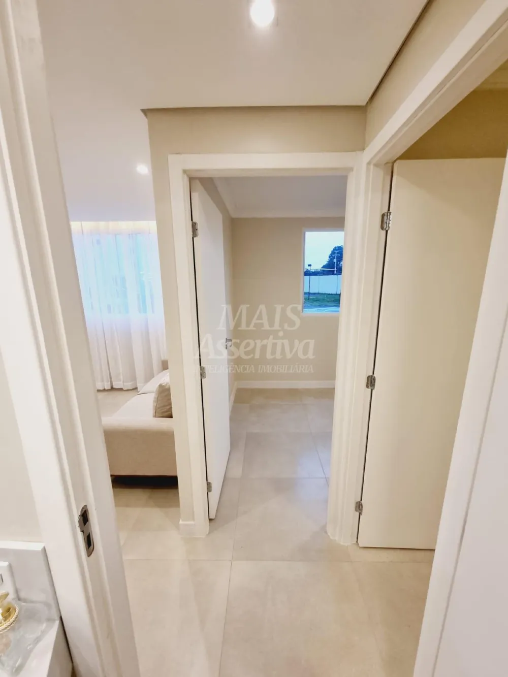 Ótimo apartamento à venda no bairro Hípica em POA - 2 dormitórios
