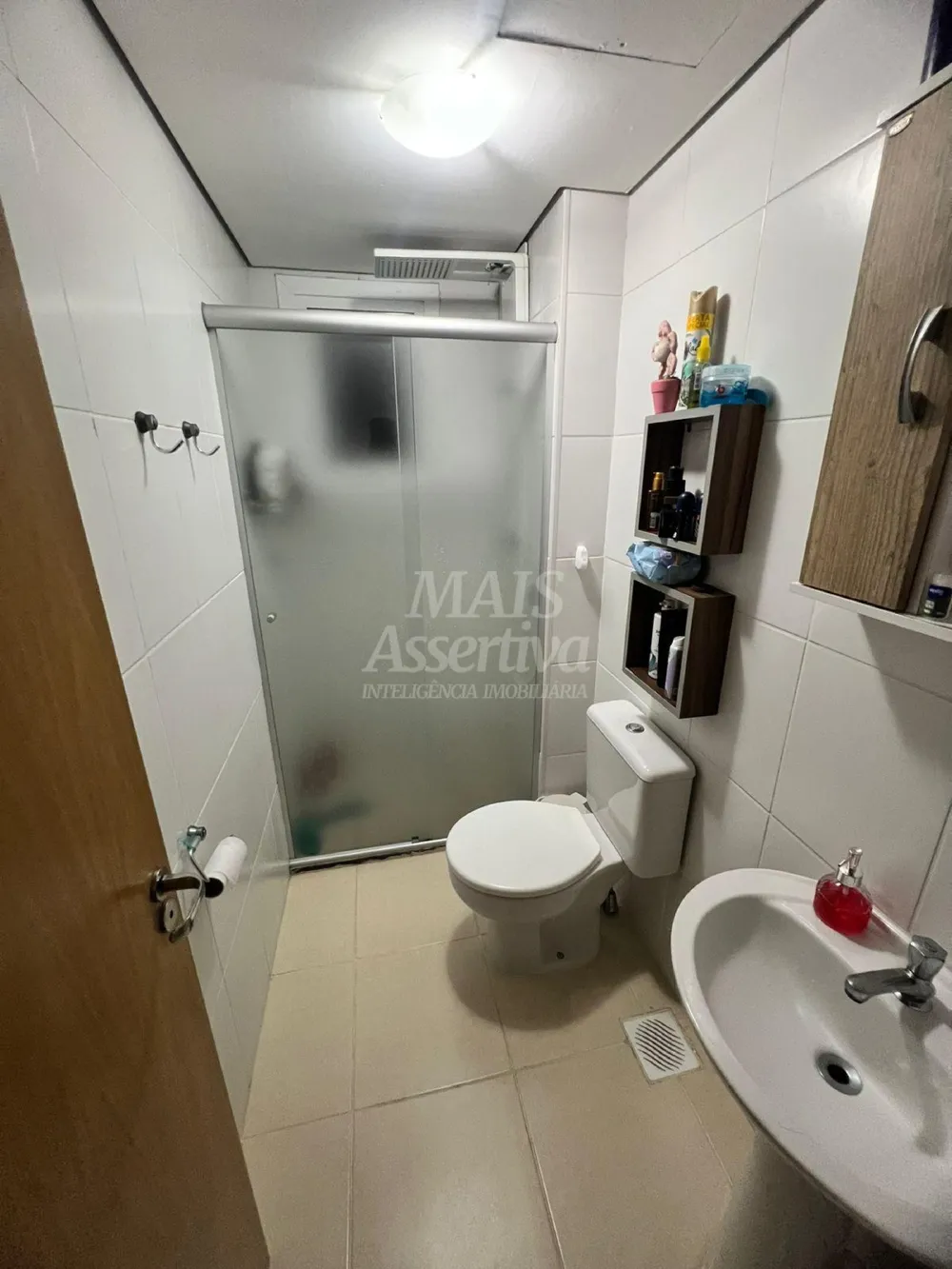 Apartamento semi mobiliado para venda no Monte Brasil 