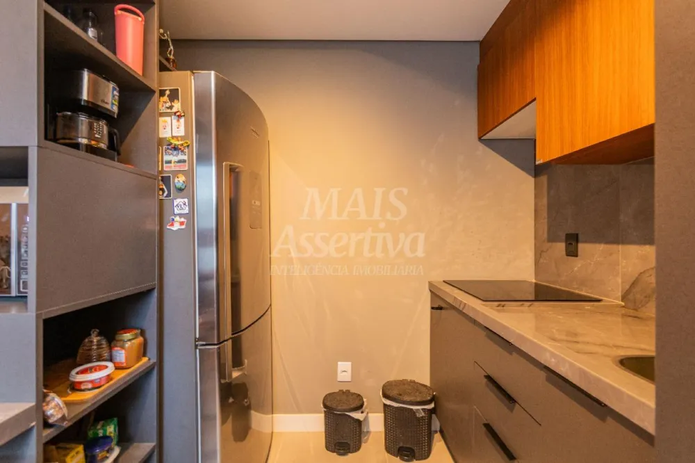Ótimo apartamento mobiliado e decorado à venda em Porto Alegre/RS