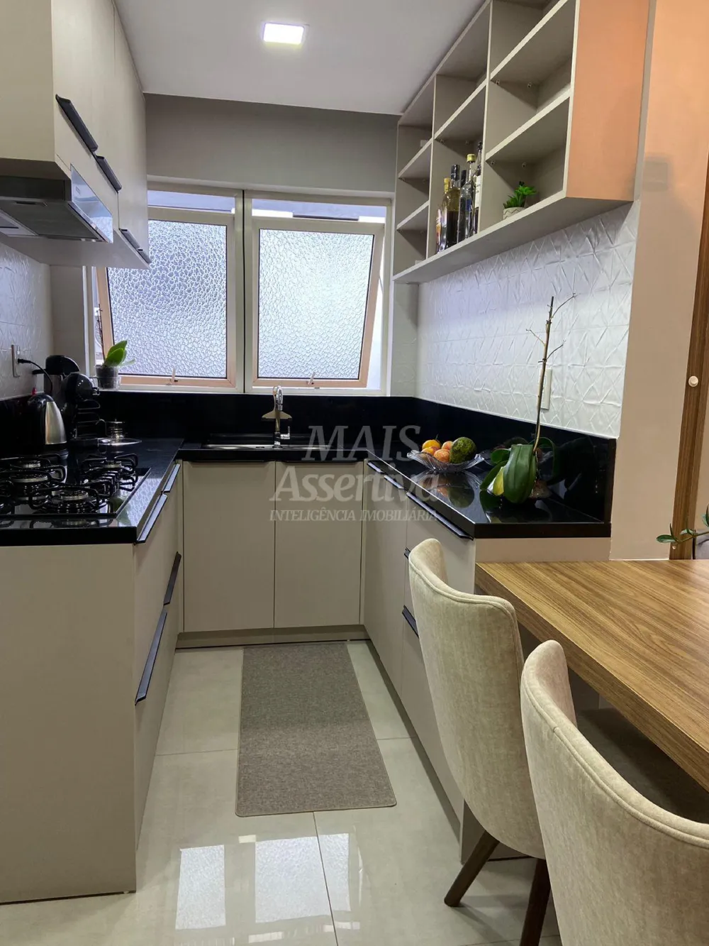  Excelente Apartamento semimobiliado em bairro nobre na Cidade de Novo Hamburgo