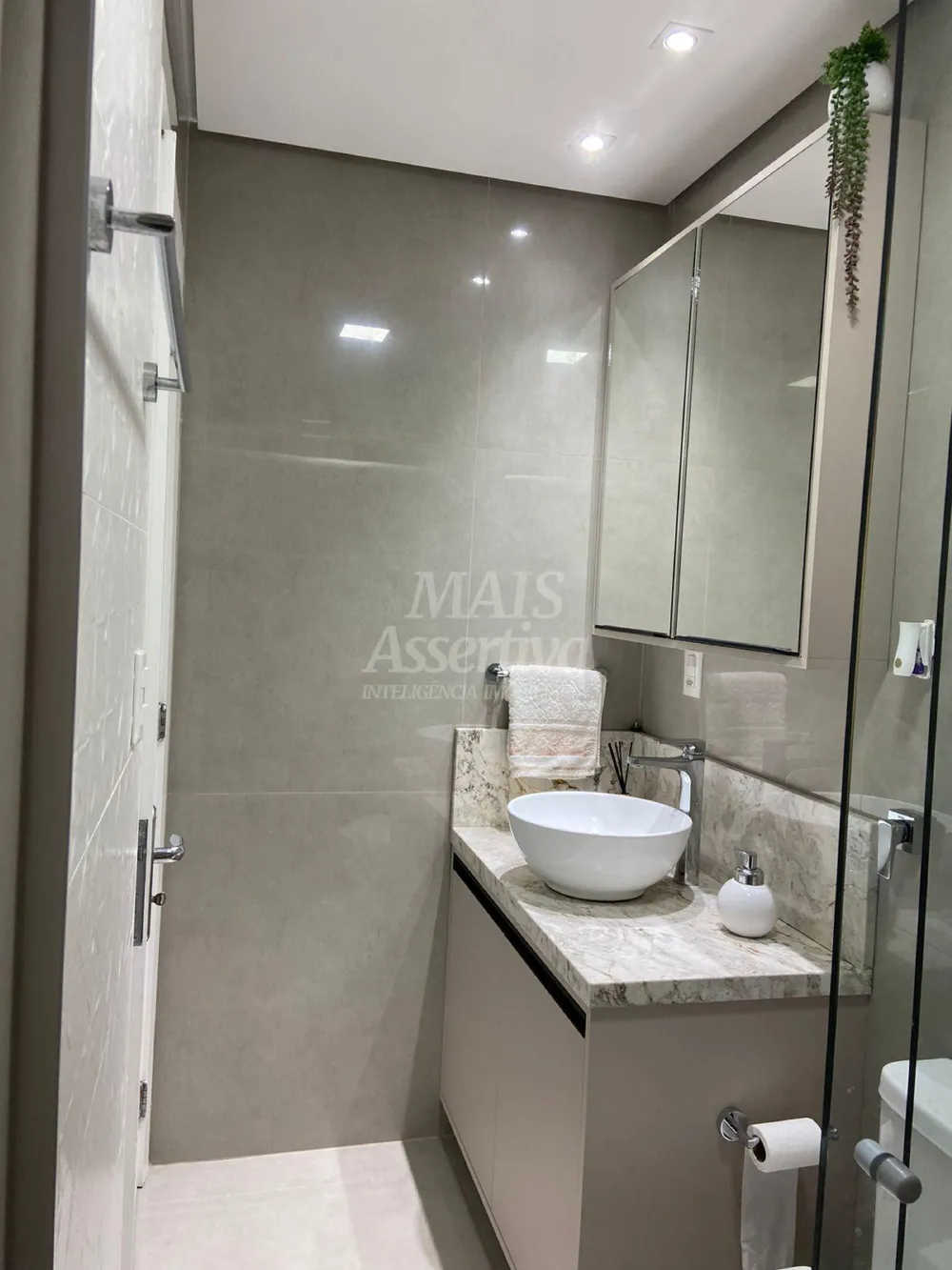  Excelente Apartamento semimobiliado em bairro nobre na Cidade de Novo Hamburgo