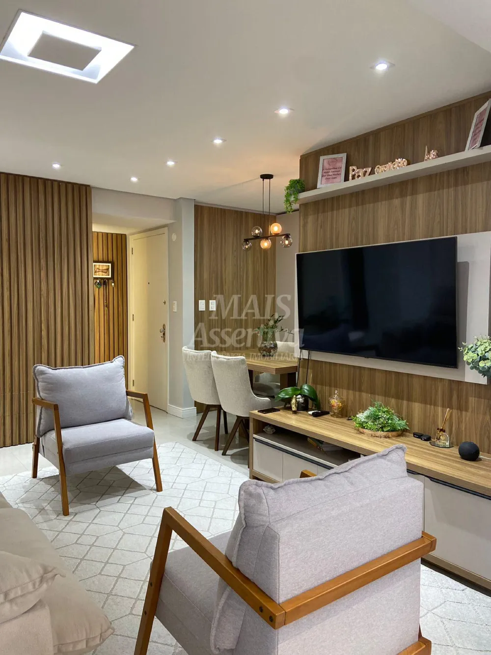  Excelente Apartamento semimobiliado em bairro nobre na Cidade de Novo Hamburgo