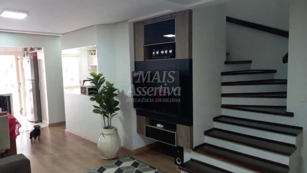 Lindo sobrado 03 dormitórios para venda em Novo Hamburgo bairro Hamburgo Velho
