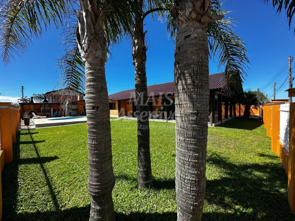 Casa 05 dormitórios para venda em Xangrilá