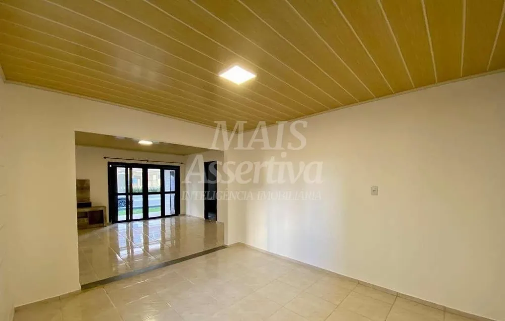 Casa 03 dormitórios para venda em Tramandaí Centro