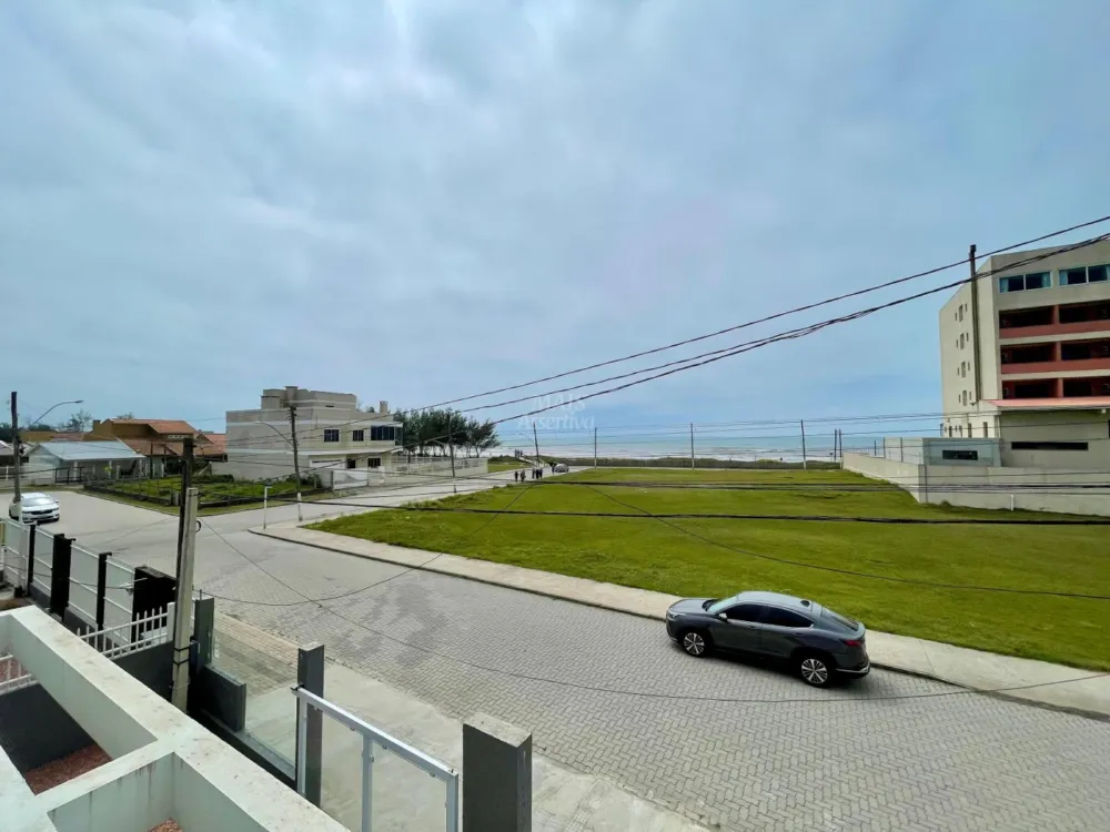 Excelente Sobrado novo à venda em Capão da Canoa/RS - Vista para o mar
