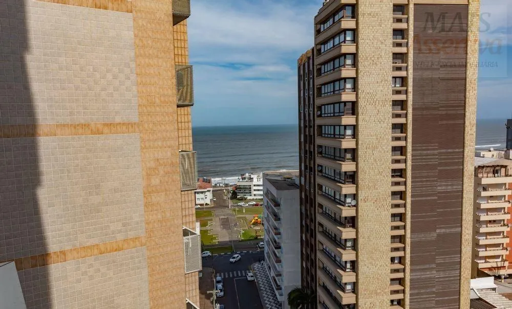 Apartamento para Venda em Torres / RS no bairro Centro