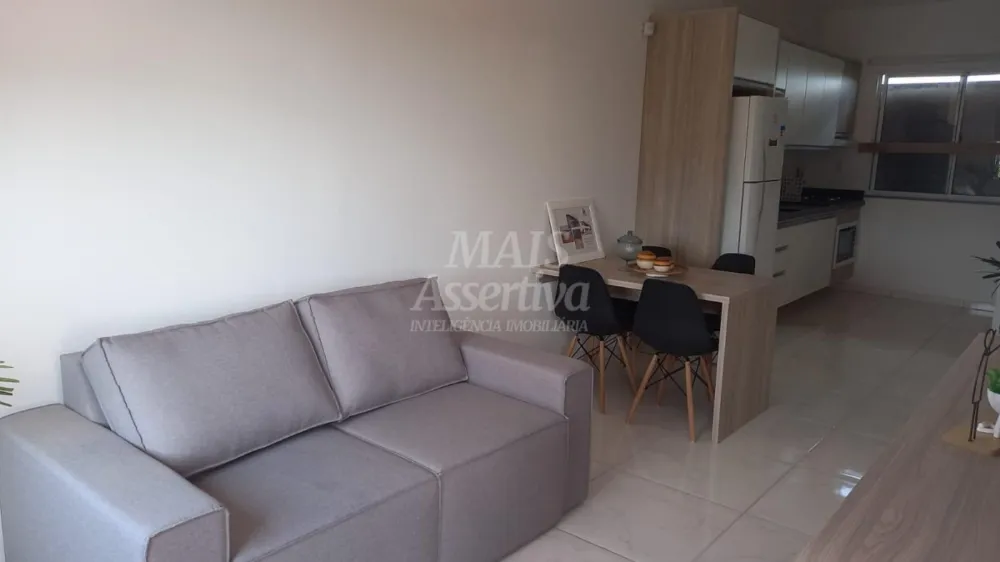 Sobrado Novo Para Venda em Novo Hamburgo