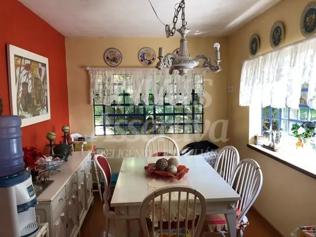 CASA PARA VENDA EM CANELA COM AMPLO TERRENO DE 1889 M²