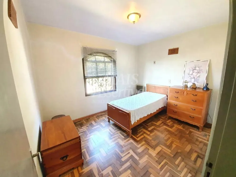 Casa ampla 05 dormitórios para venda no Bairro Rondônia em Novo Hamburgo