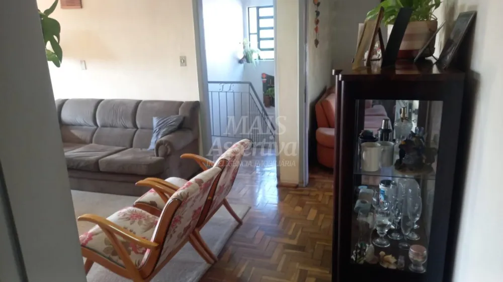 Casa ampla 05 dormitórios para venda no Bairro Rondônia em Novo Hamburgo