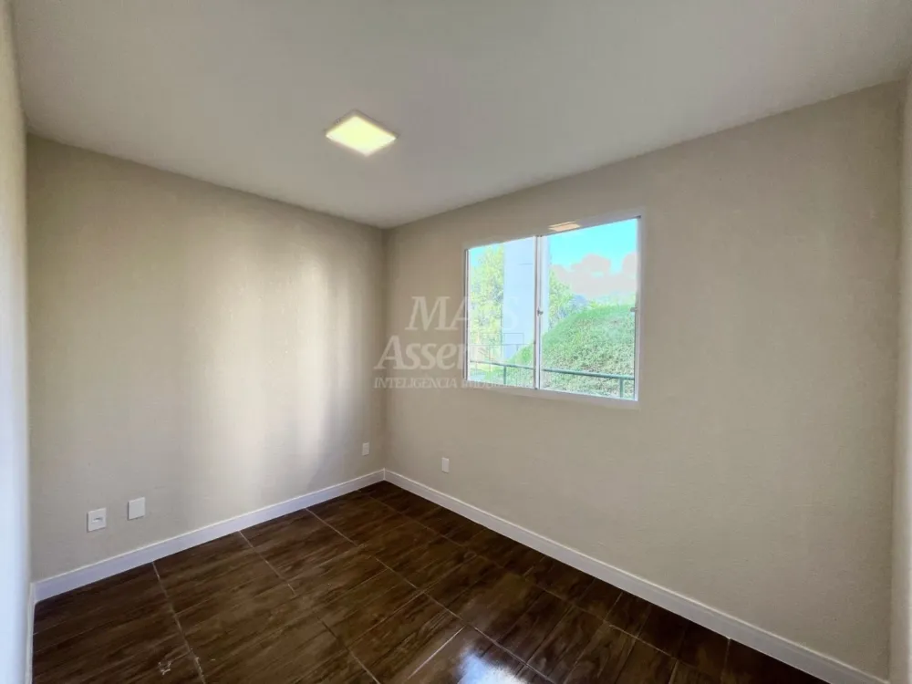 Apartamento térreo, semi mobiliado para venda - Condomínio Alto Paraíso 
