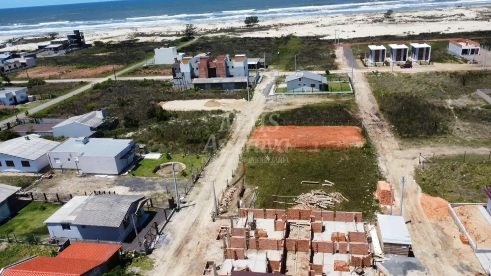 SOBRADO COM 02 SUÍTES EM PRAIA AZUL PASSO DE TORRES