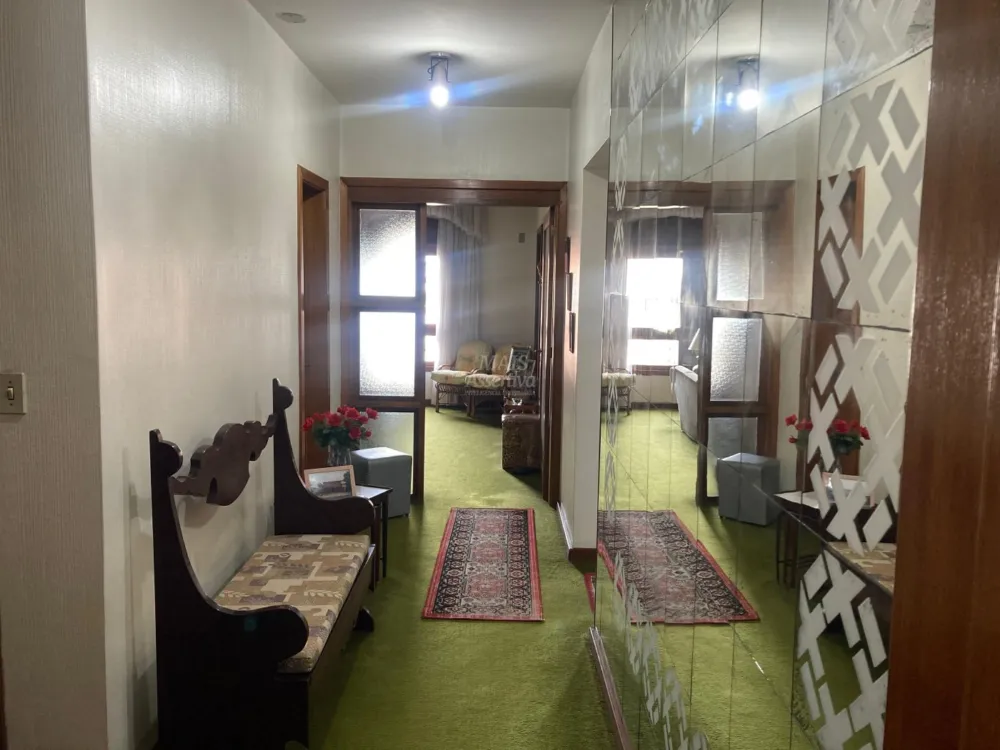 Amplo Apartamento para venda em região privilegiada de Novo Hamburgo