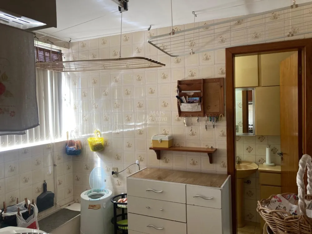 Amplo Apartamento para venda em região privilegiada de Novo Hamburgo