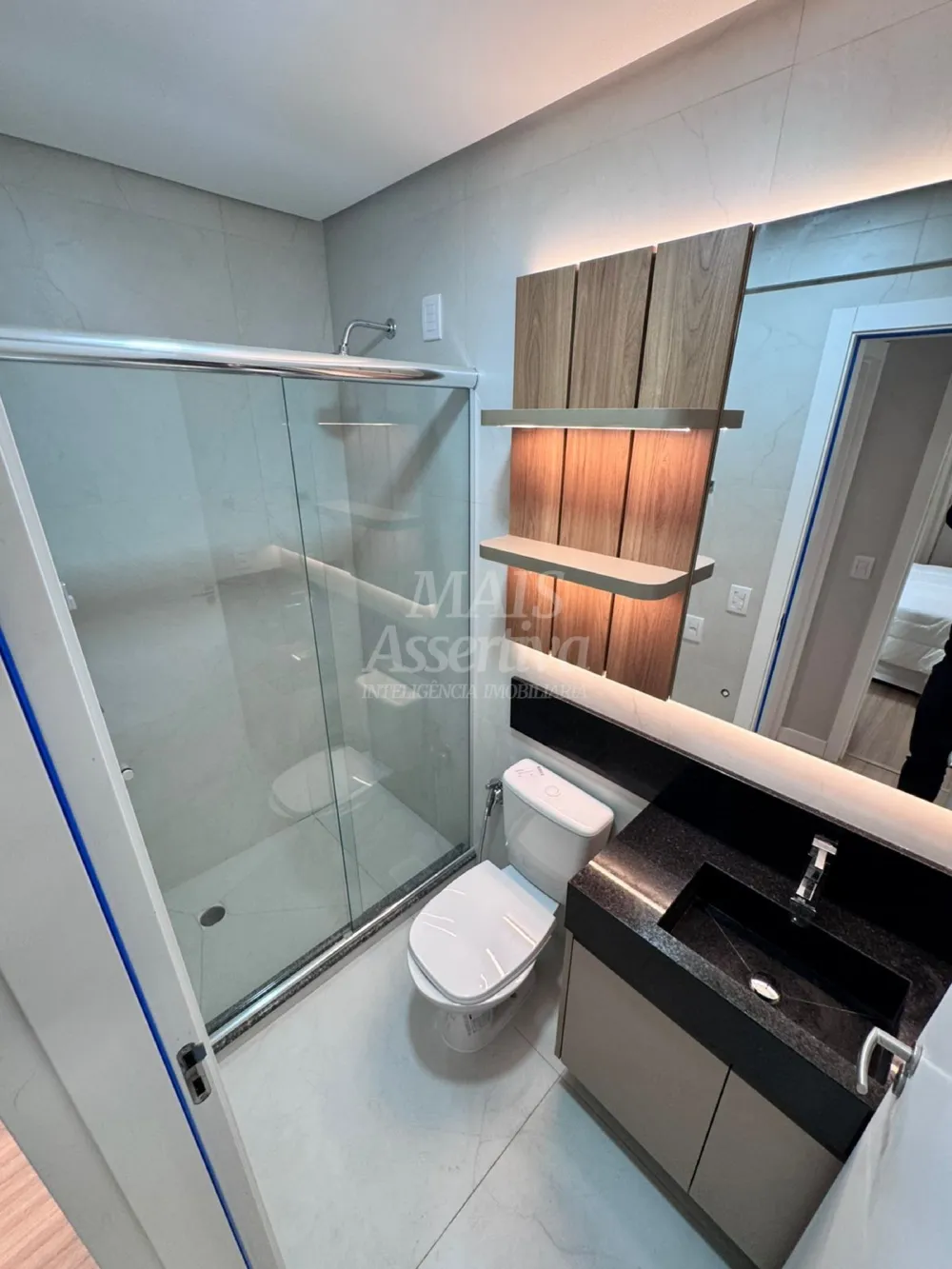 Apartamento mobiliado 02 dormitórios para venda no Centro de Canela