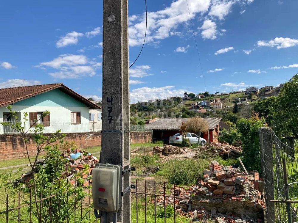 Terreno diferenciado em T com 1.110m² para venda em Campo Bom bairro Imigrante Norte