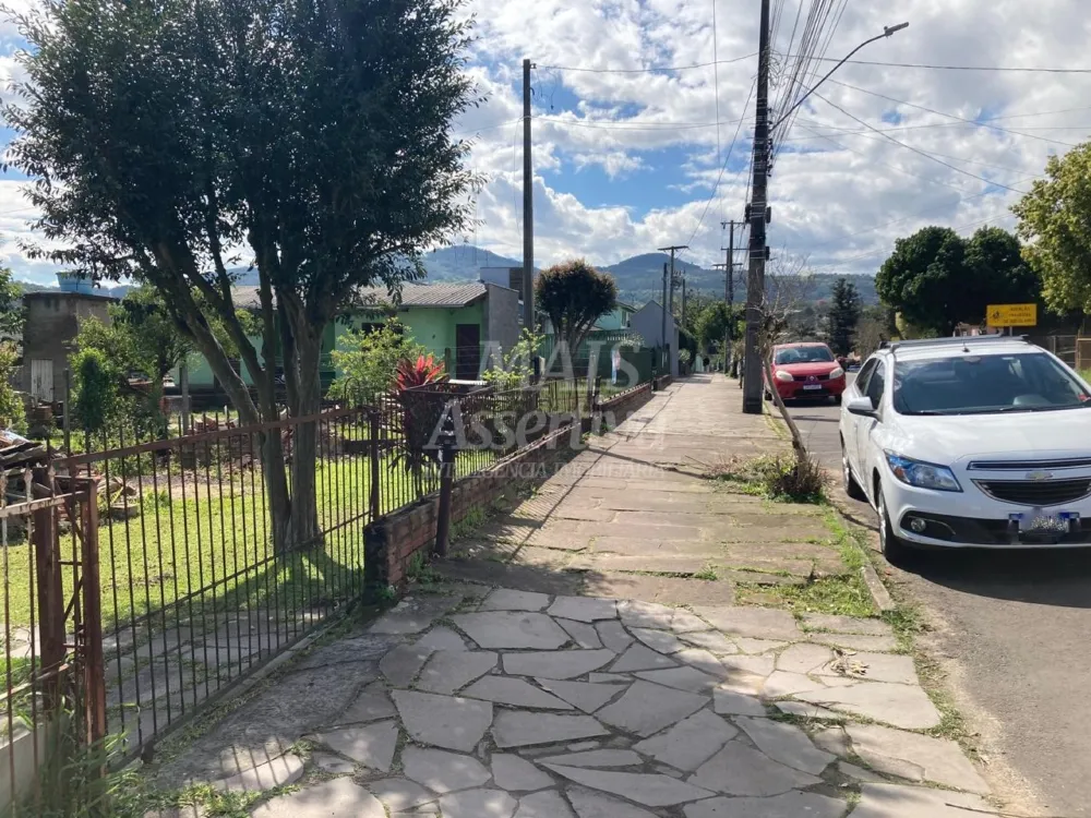 Terreno diferenciado em T com 1.110m² para venda em Campo Bom bairro Imigrante Norte