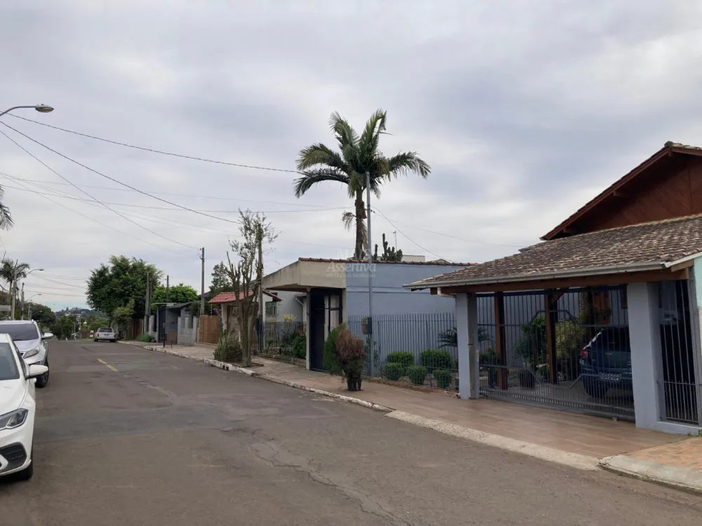 Casa 03 dormitórios para venda em Novo Hamburgo bairro São Jorge