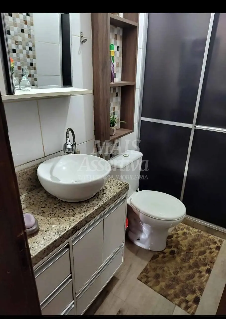 Amplo sobrado com 260m² para venda em Novo Hamburgo bairro Hamburgo Velho
