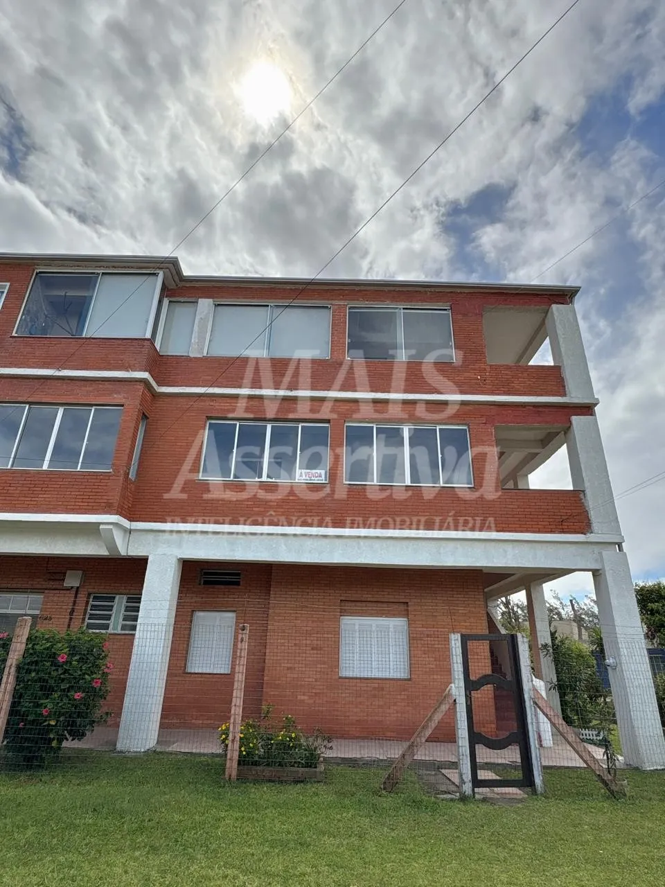 Apartamento 03 dormitórios para venda em Imbé Centro