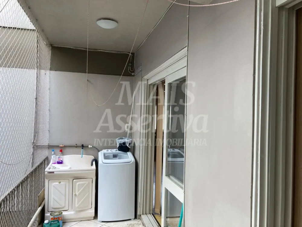 Apartamento mobiliado para locação 02 dormitórios na Av. dr. Maurício Cardoso em Novo Hamburgo