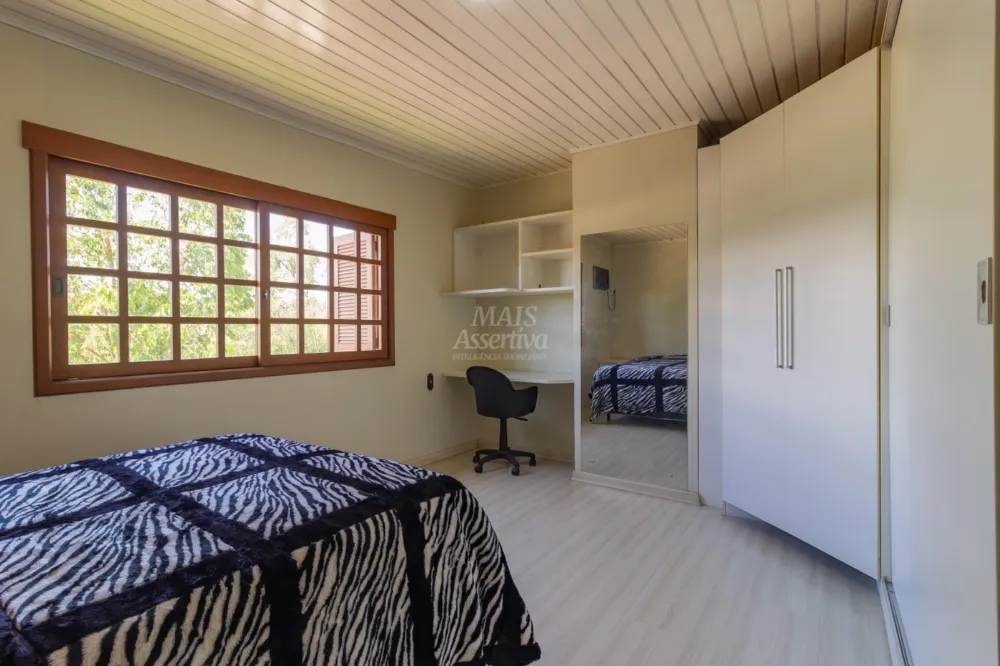 Sobrado semi mobiliado para venda de 4 dormitórios, bairro Canudos em Novo Hamburgo/RS. 