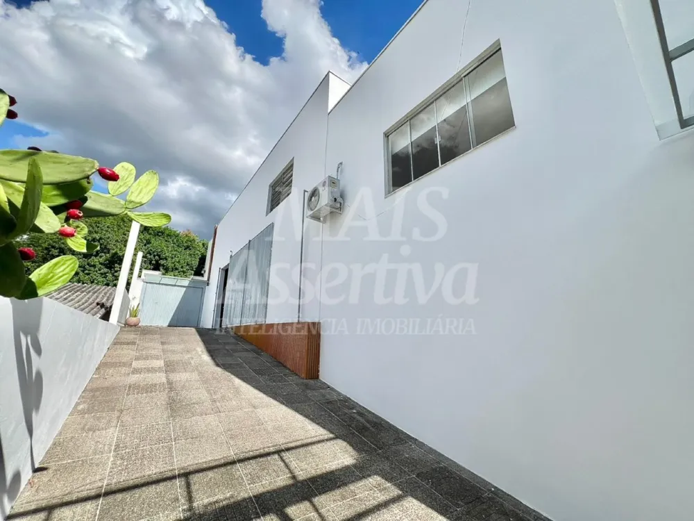 Prédio comercial +Casa Residencial para venda , bairro Ipiranga em Campo Bom/RS.