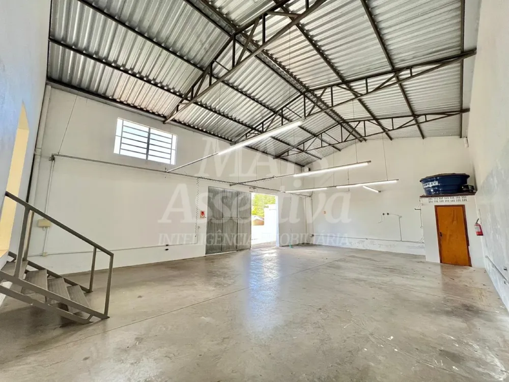 Prédio comercial +Casa Residencial para venda , bairro Ipiranga em Campo Bom/RS.