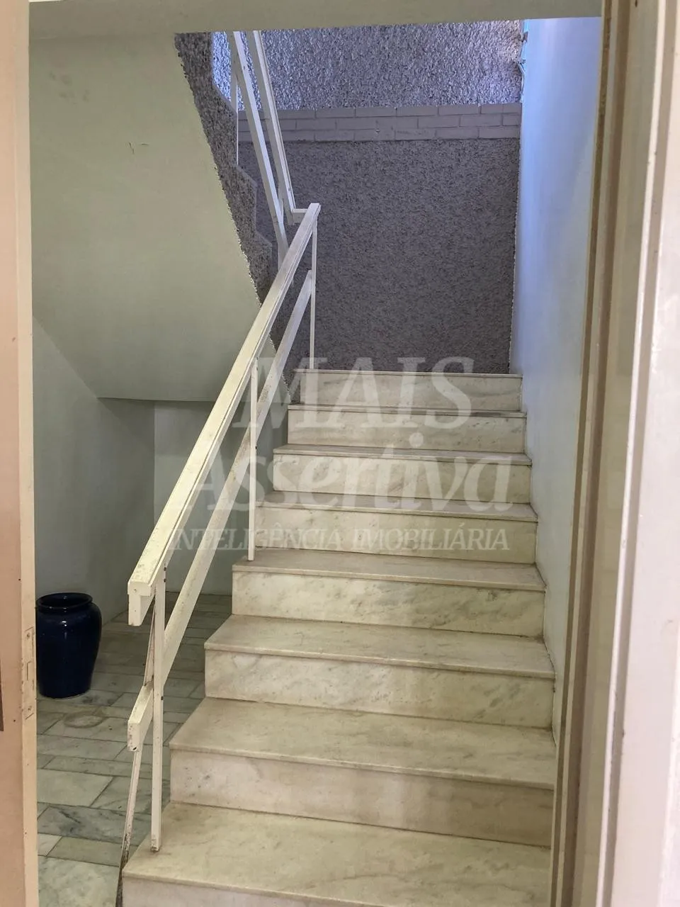 Casa com 03 dormitórios para venda no bairro Primavera