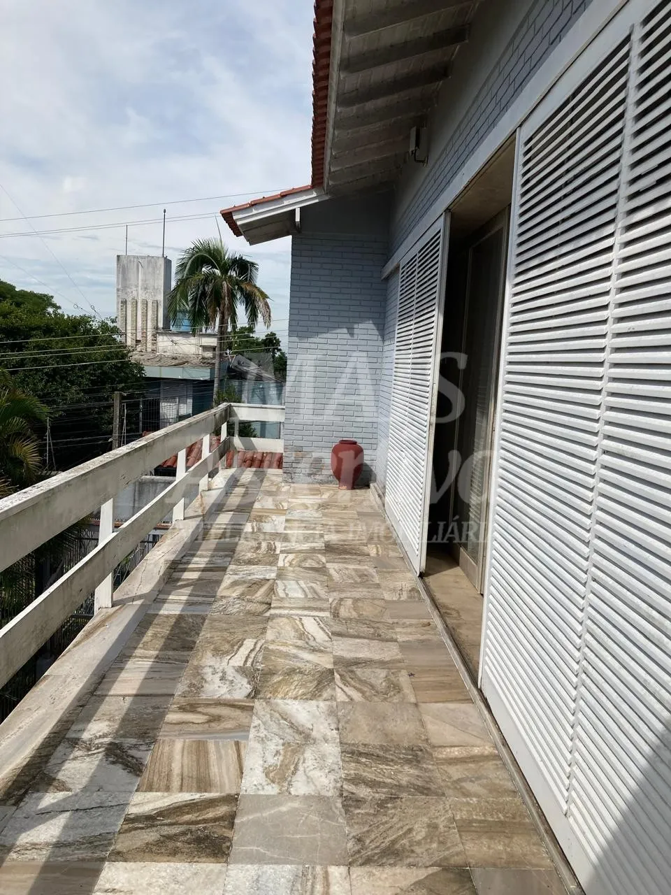 Casa com 03 dormitórios para venda no bairro Primavera