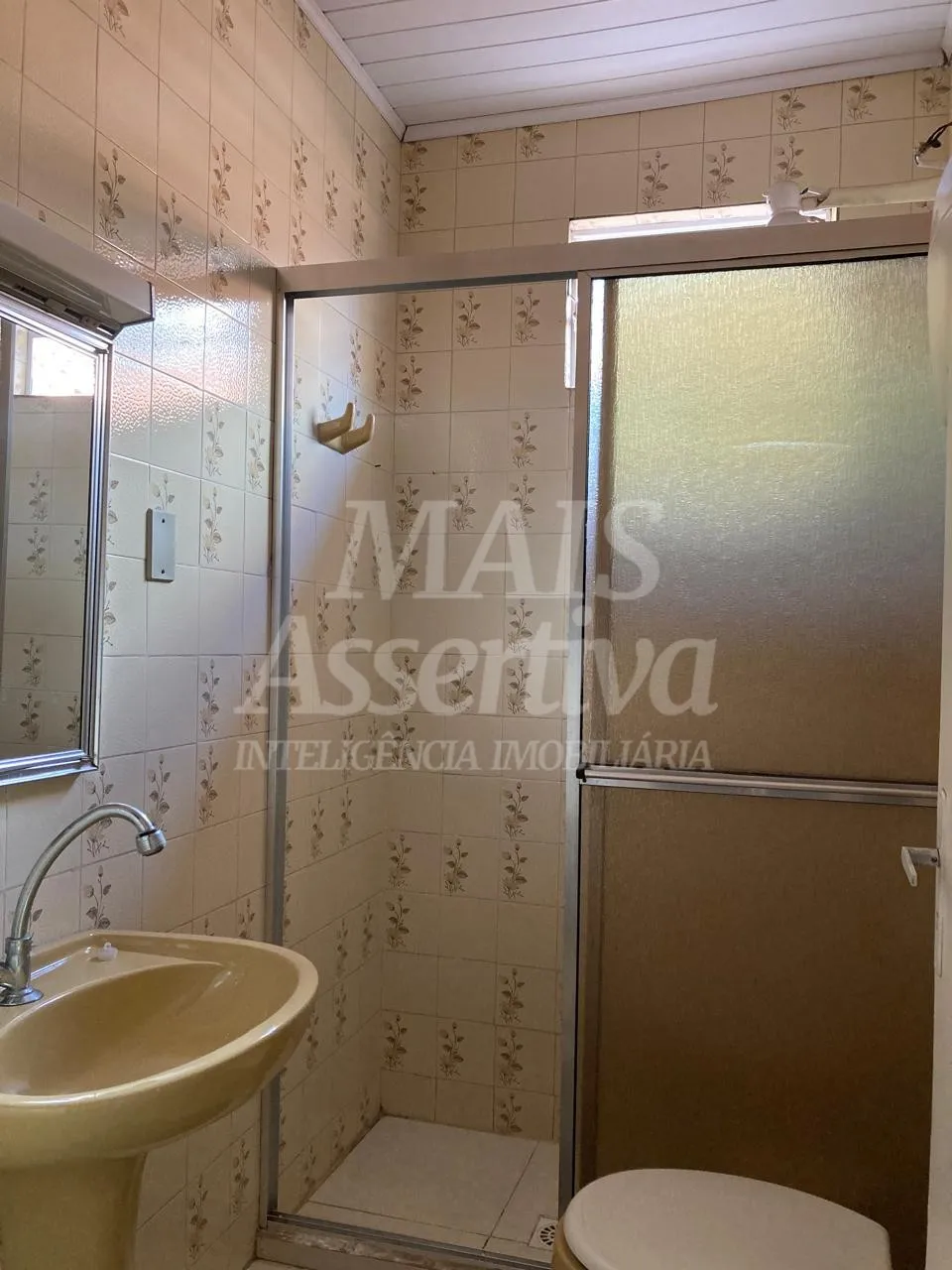 Casa mobiliada com 05 dormitórios para locação no bairro Guarani Novo Hamburgo