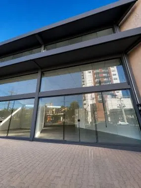 Sala comercial térrea para locação no Centro de Campo Bom/RS