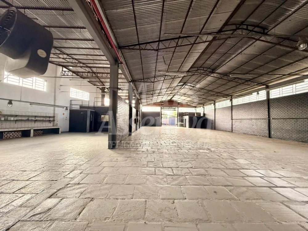 Prédio comercial pra locação de 1.440m² e terreno de 2.000m² - Novo hamburgo