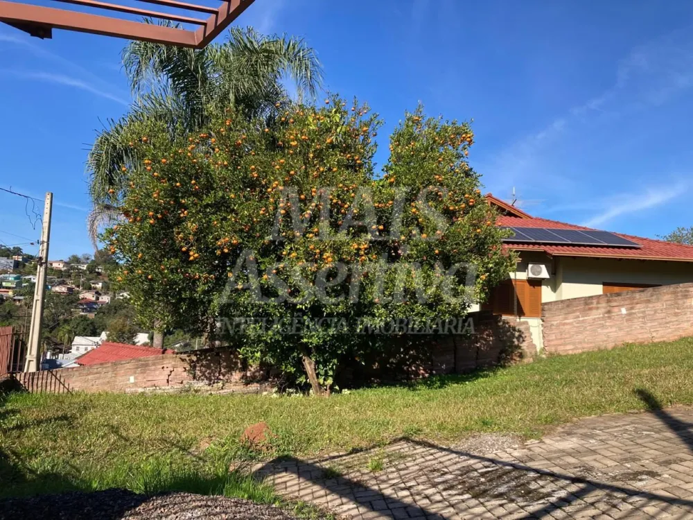 Casa 05 dormitórios para venda em Dois Irmãos bairro Floresta