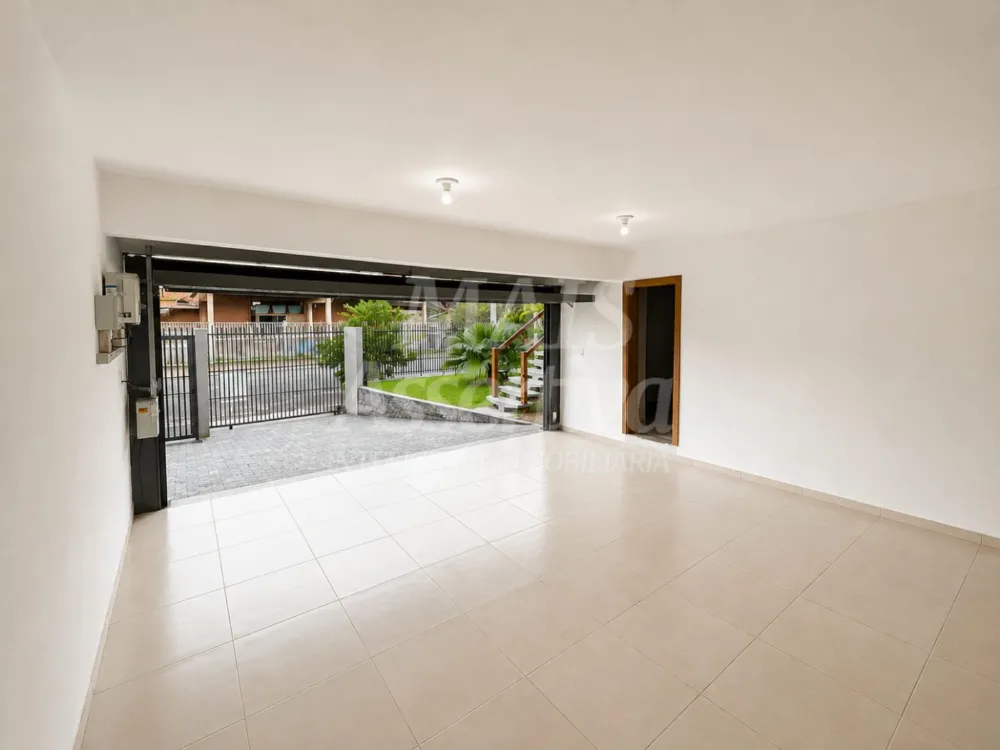 Casa semi mobiliada para venda no bairro Ideal em Novo Hamburgo 